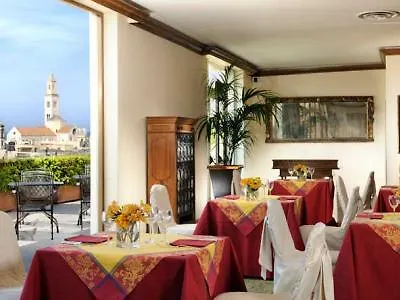 Hotel Moevenpick 4*