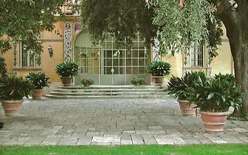 Moevenpick Hotel 4*