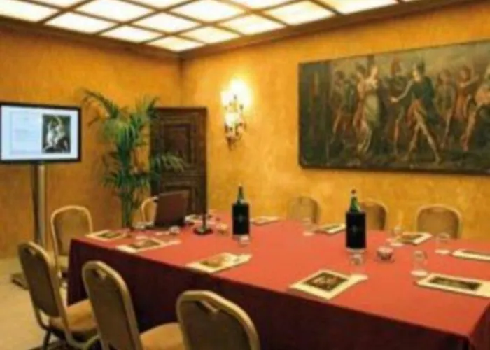 Hotell Mövenpick 4*