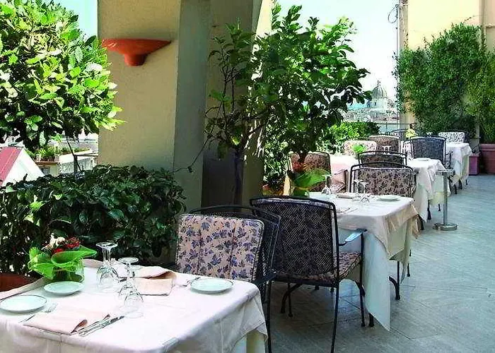 Hotell Mövenpick Bari