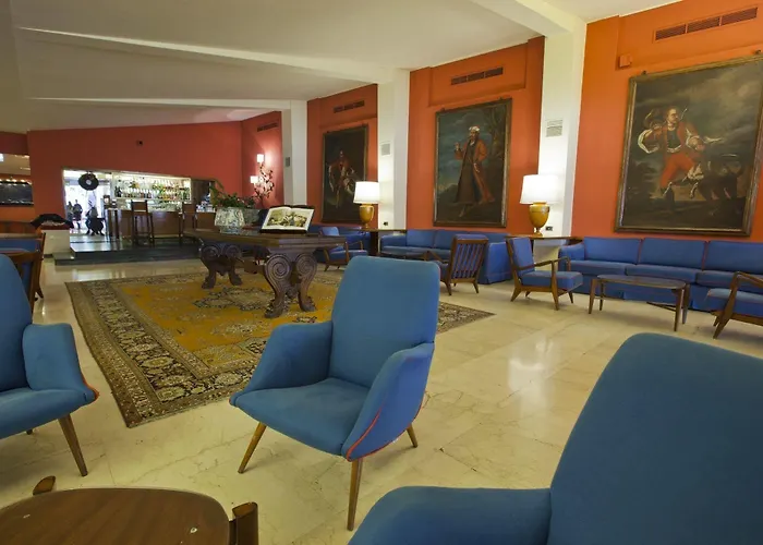 Mövenpick Hotell 4*