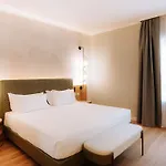 호텔 Moevenpick 4*