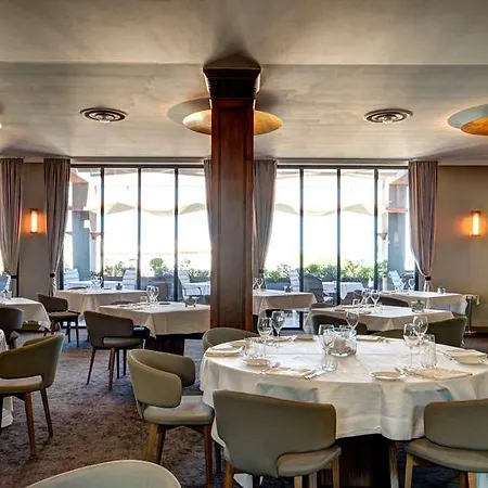 Moevenpick Hotel Bari 4* Bari