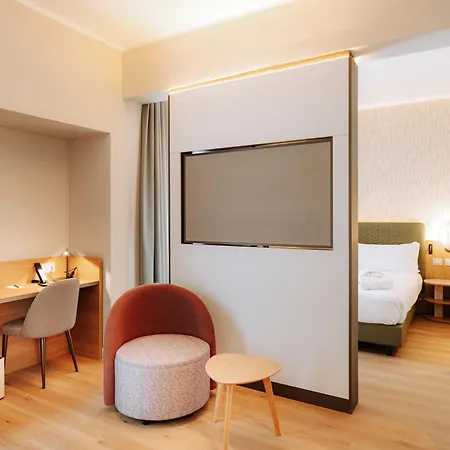 Moevenpick Готель 4*