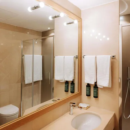 Hotel Moevenpick 4*