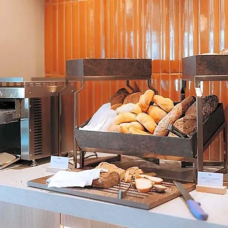 Moevenpick Hotel 4*