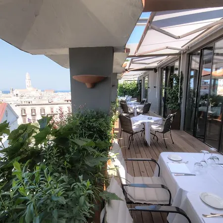 Palace Готель 4*