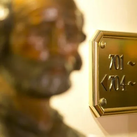 Hotel Moevenpick 4*