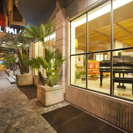 Moevenpick Hotel Bari Hotel 4*