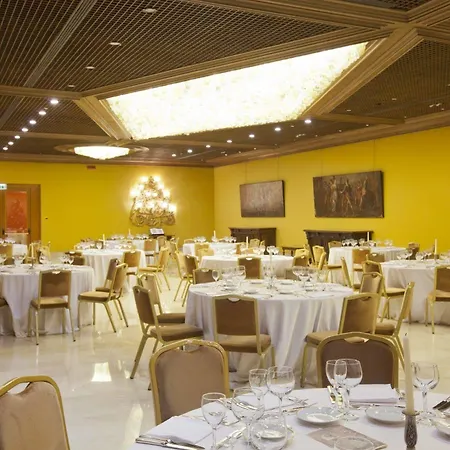 Hotel Moevenpick Bari