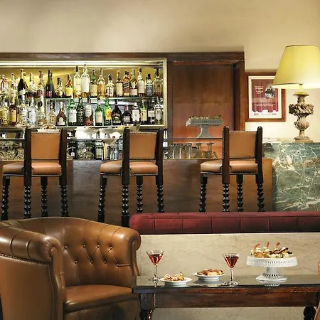 Hotel Moevenpick Hotel Bari 4*