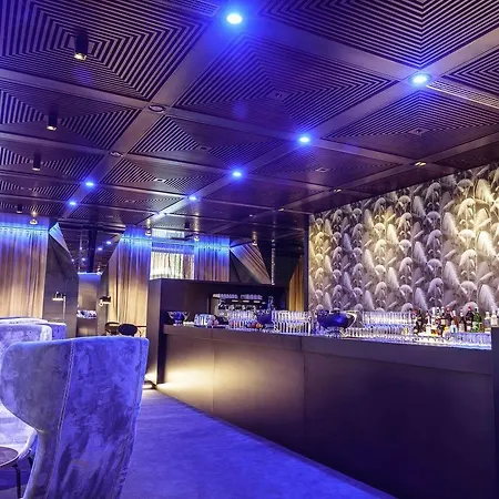 Palace Готель 4*